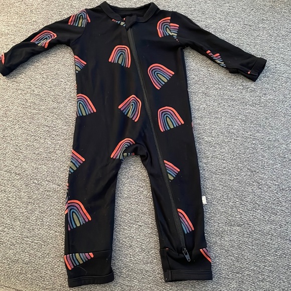 Kyte BABY Pajamas Kyte Baby Limited Edition Midnight Rainbow Print